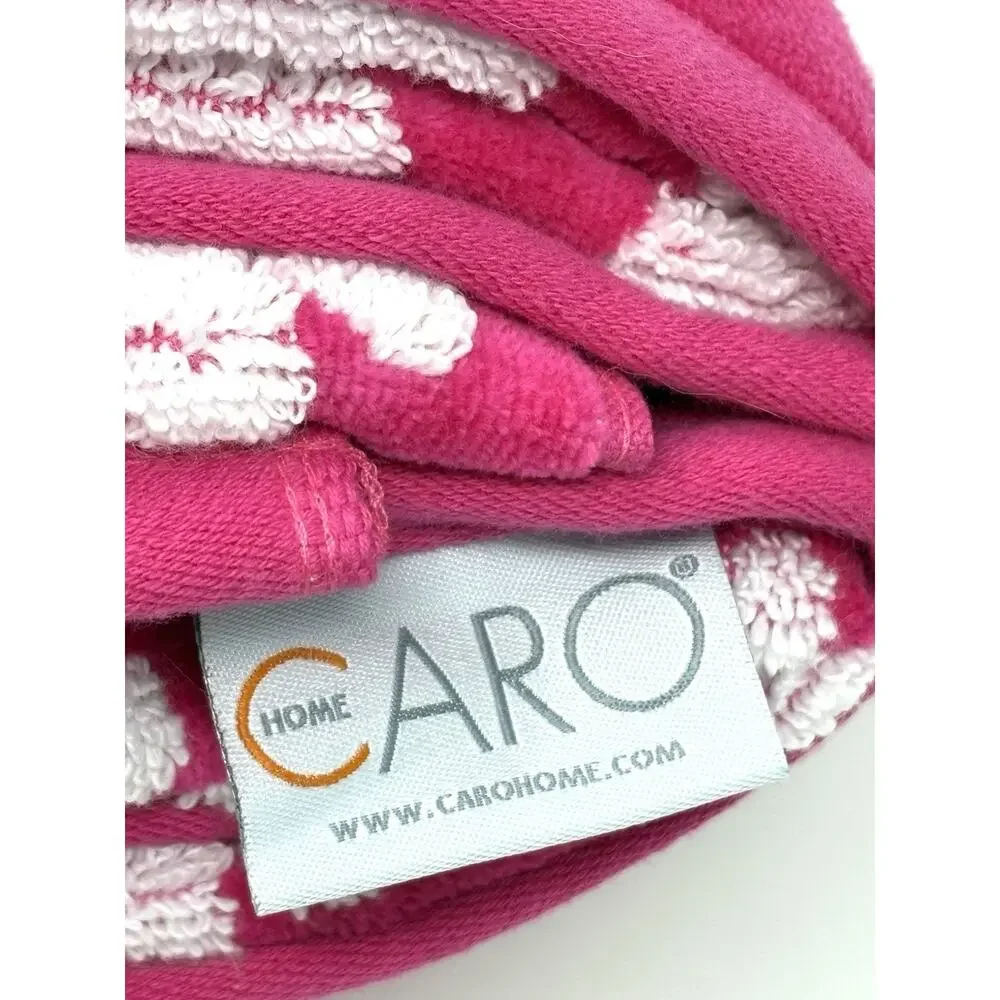 Caro Hot Pink Floral Hand Towels Daisies 2 Pcs Bright Pink White NWT Set Of 2